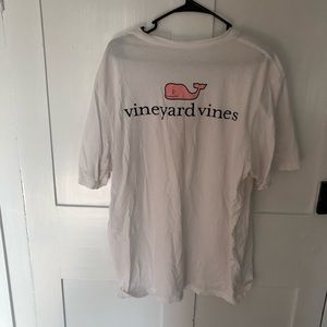 Vineyard vines tee
